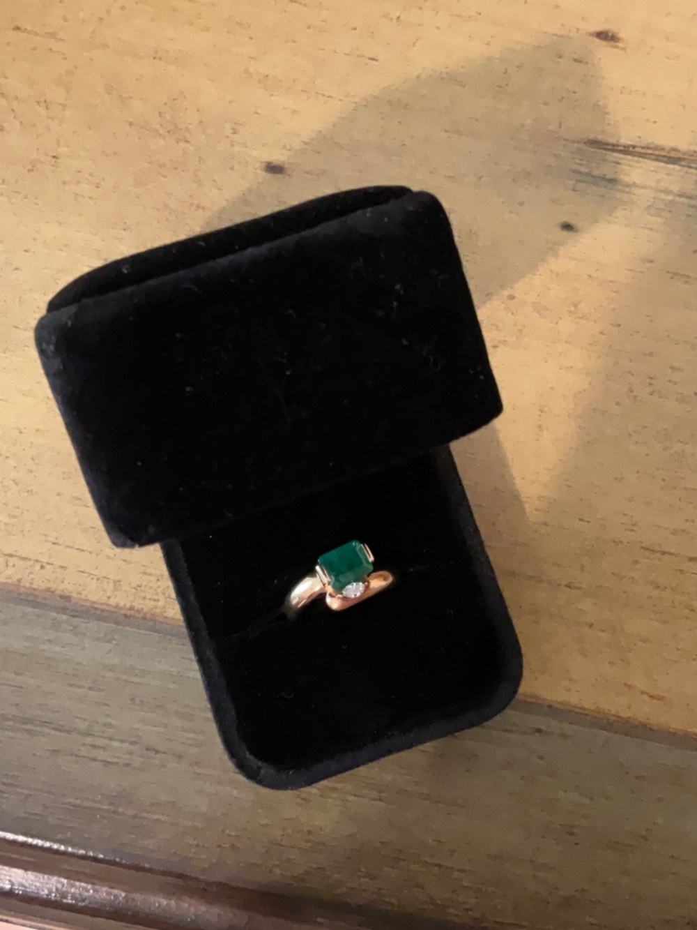 Emerald & Diamond Ring - Picture 11 of 11
